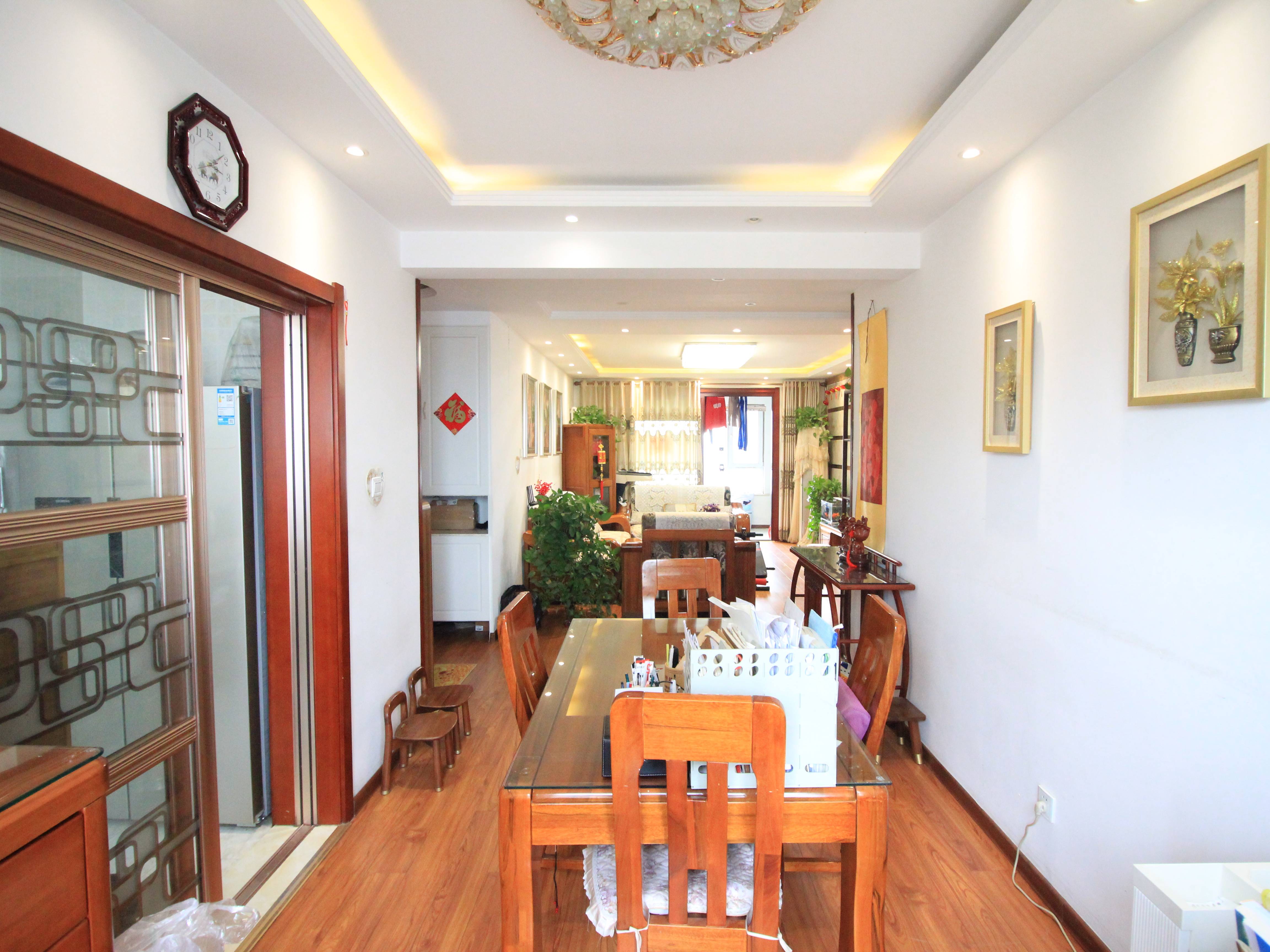 绿地新里梵尔赛公馆