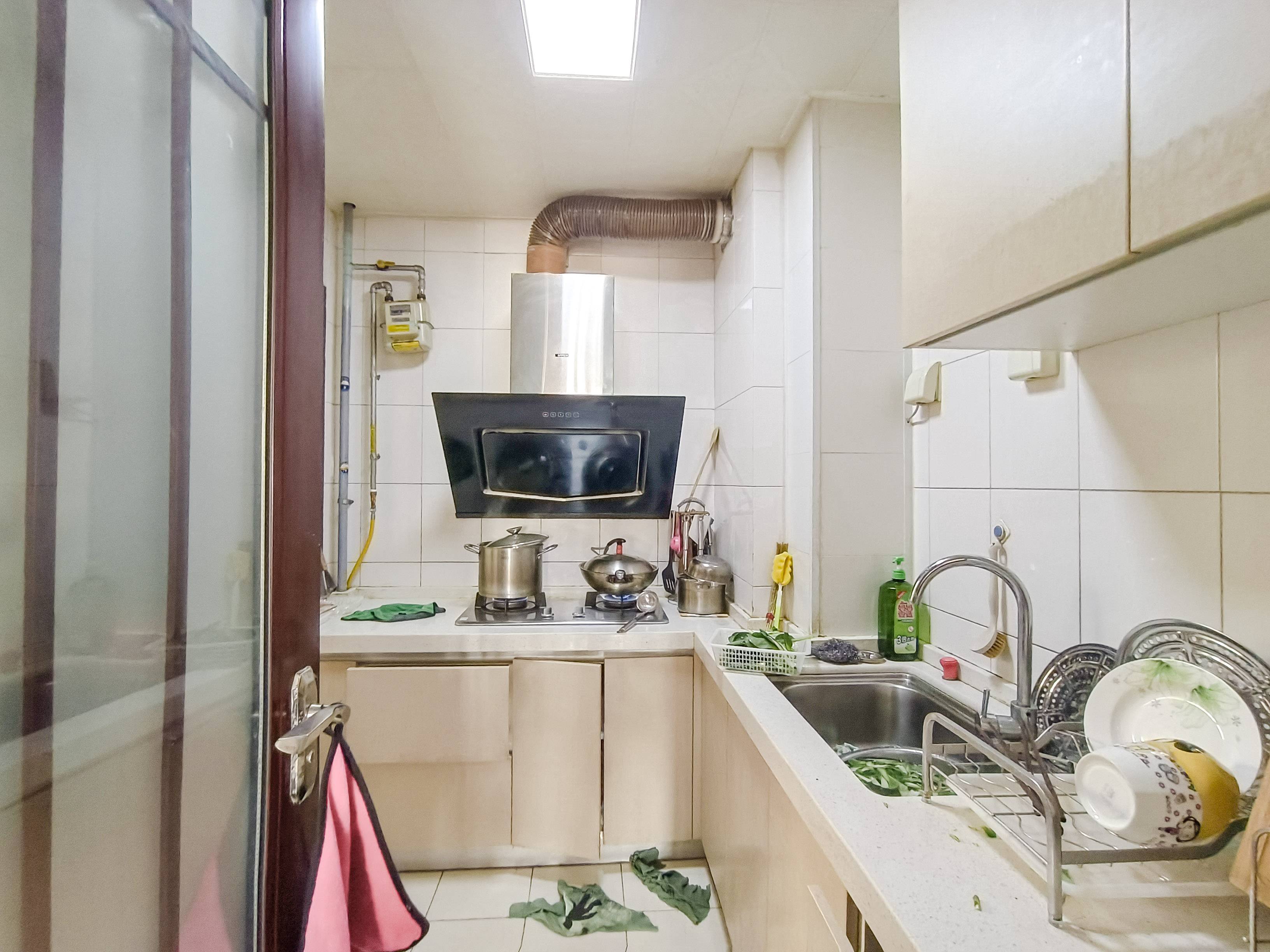 天鸿万象新天理想郡