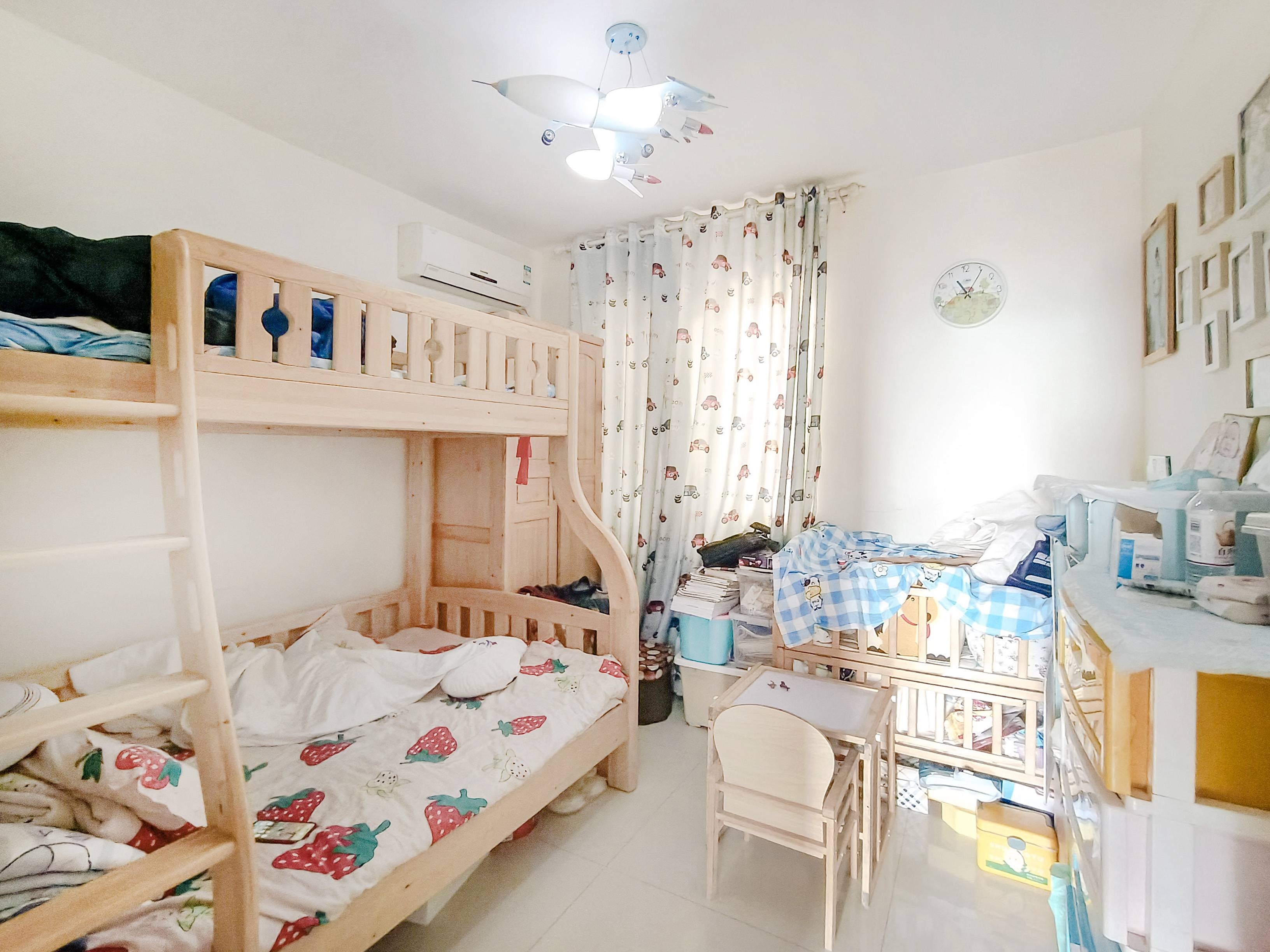 天鸿万象新天理想郡