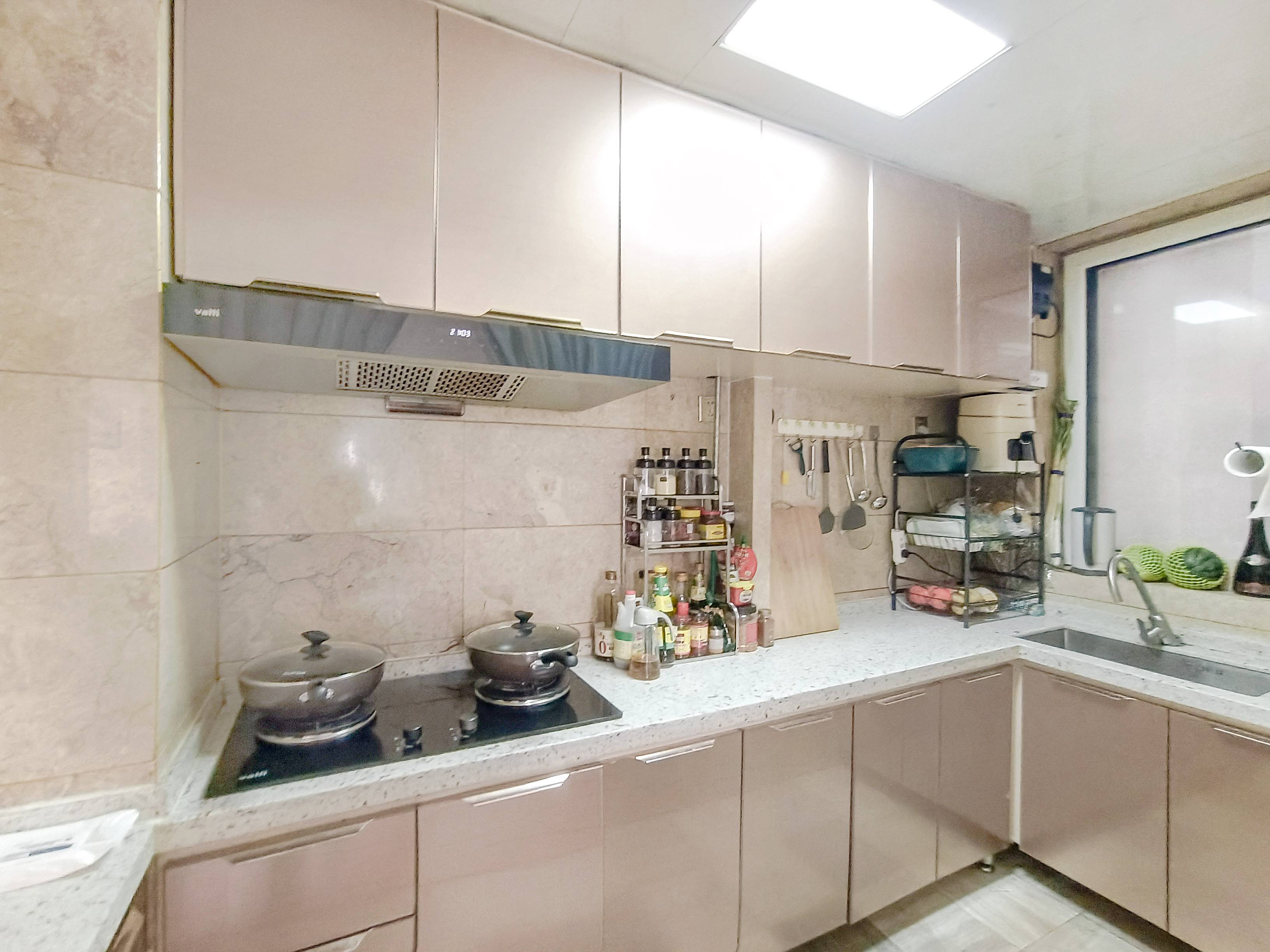 天鸿万象新天剑桥郡