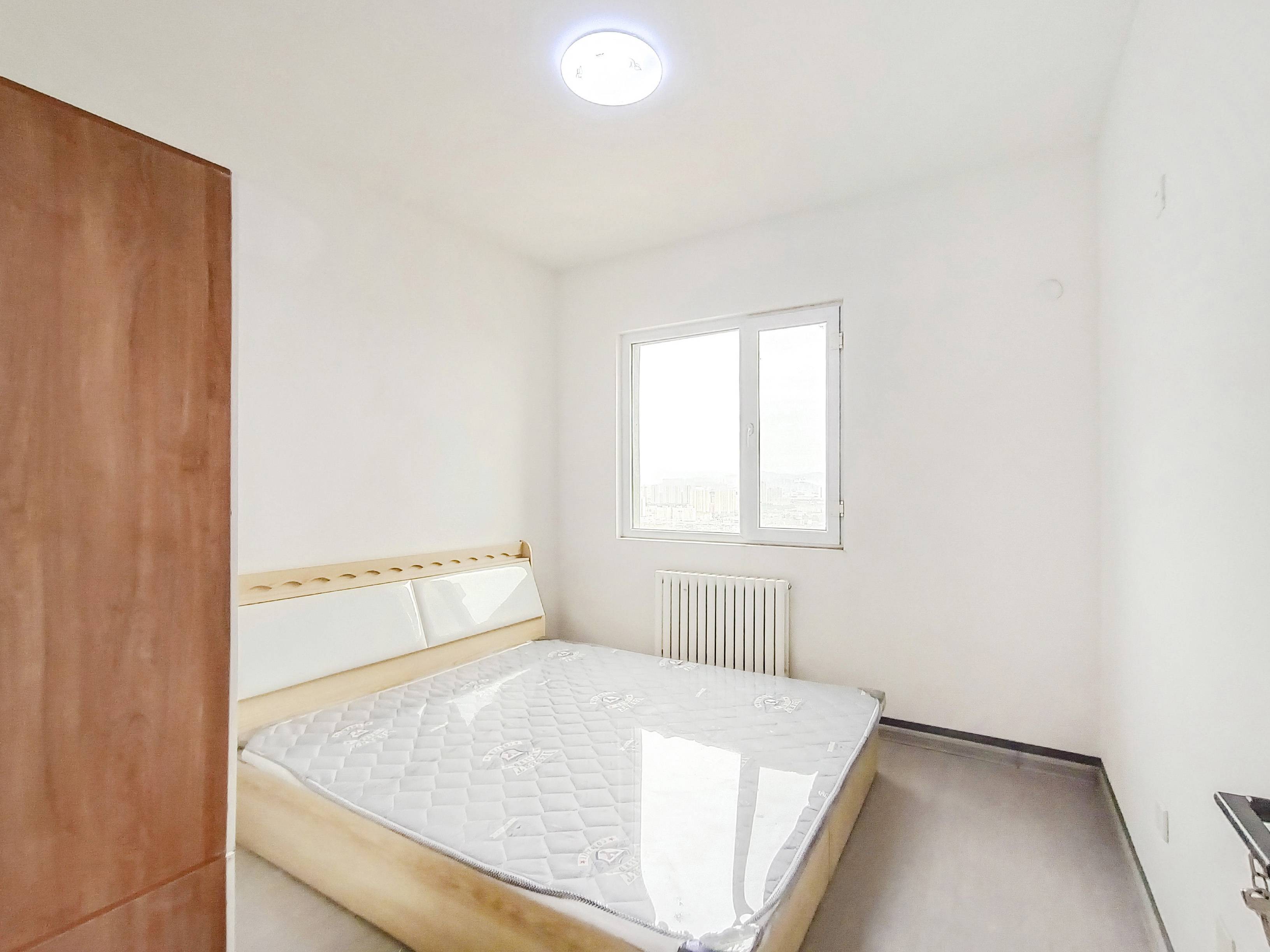 天鸿万象新天万卷府