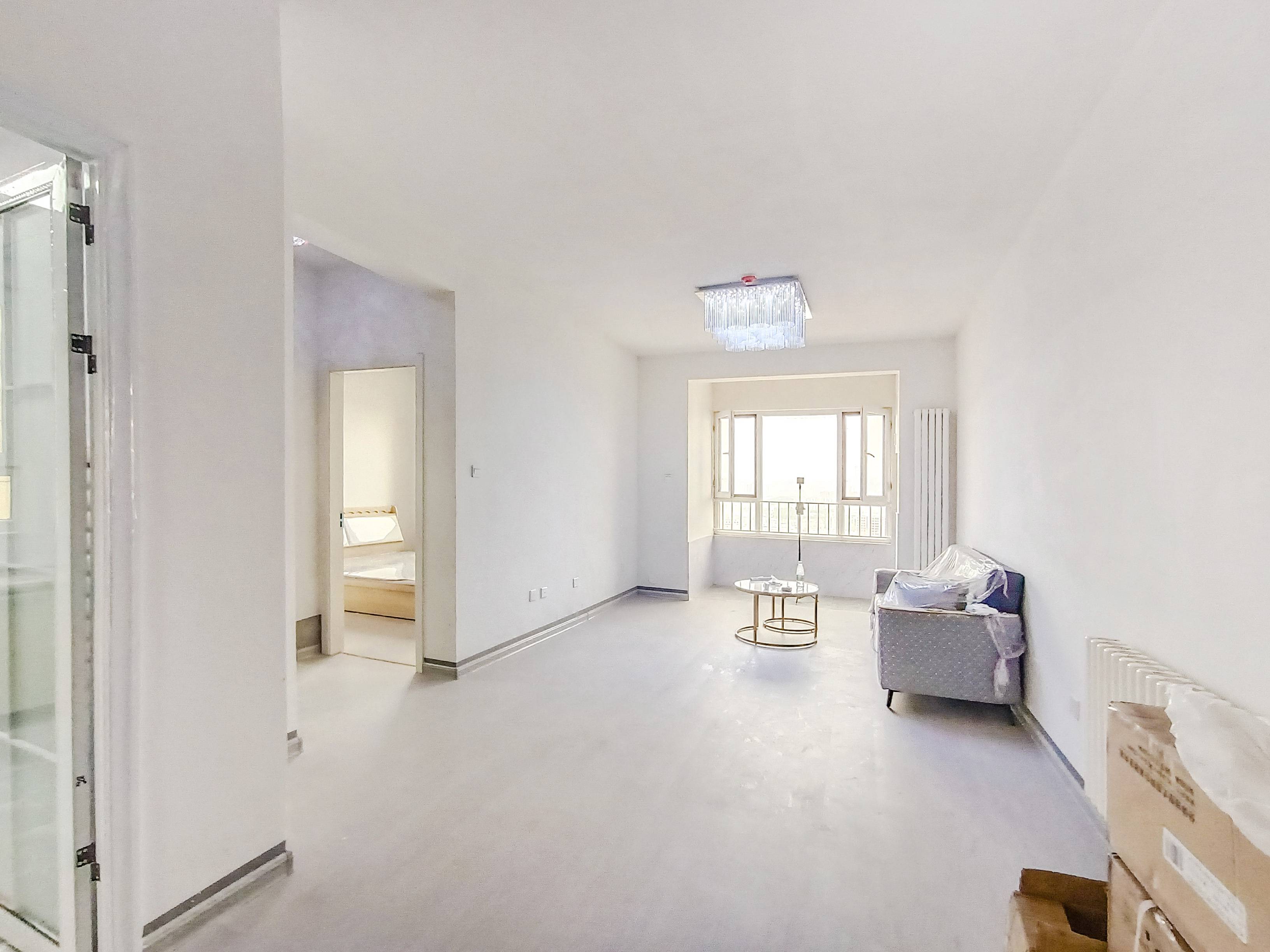 天鸿万象新天万卷府