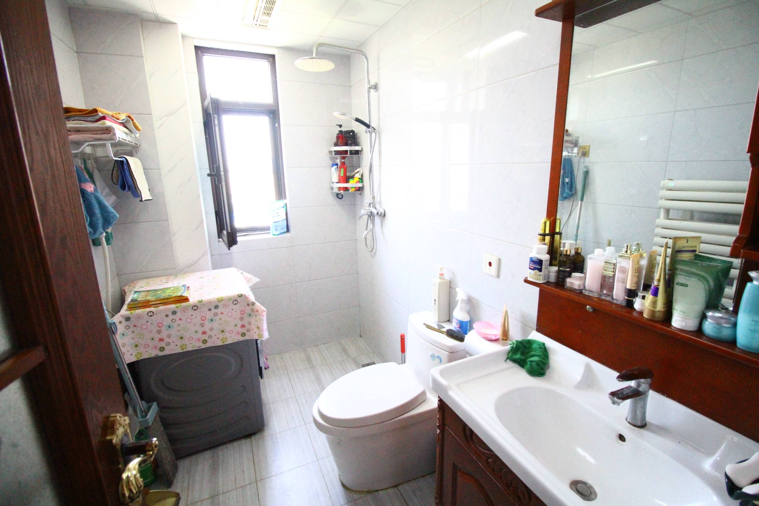 海尔云世界滟澜公馆花园