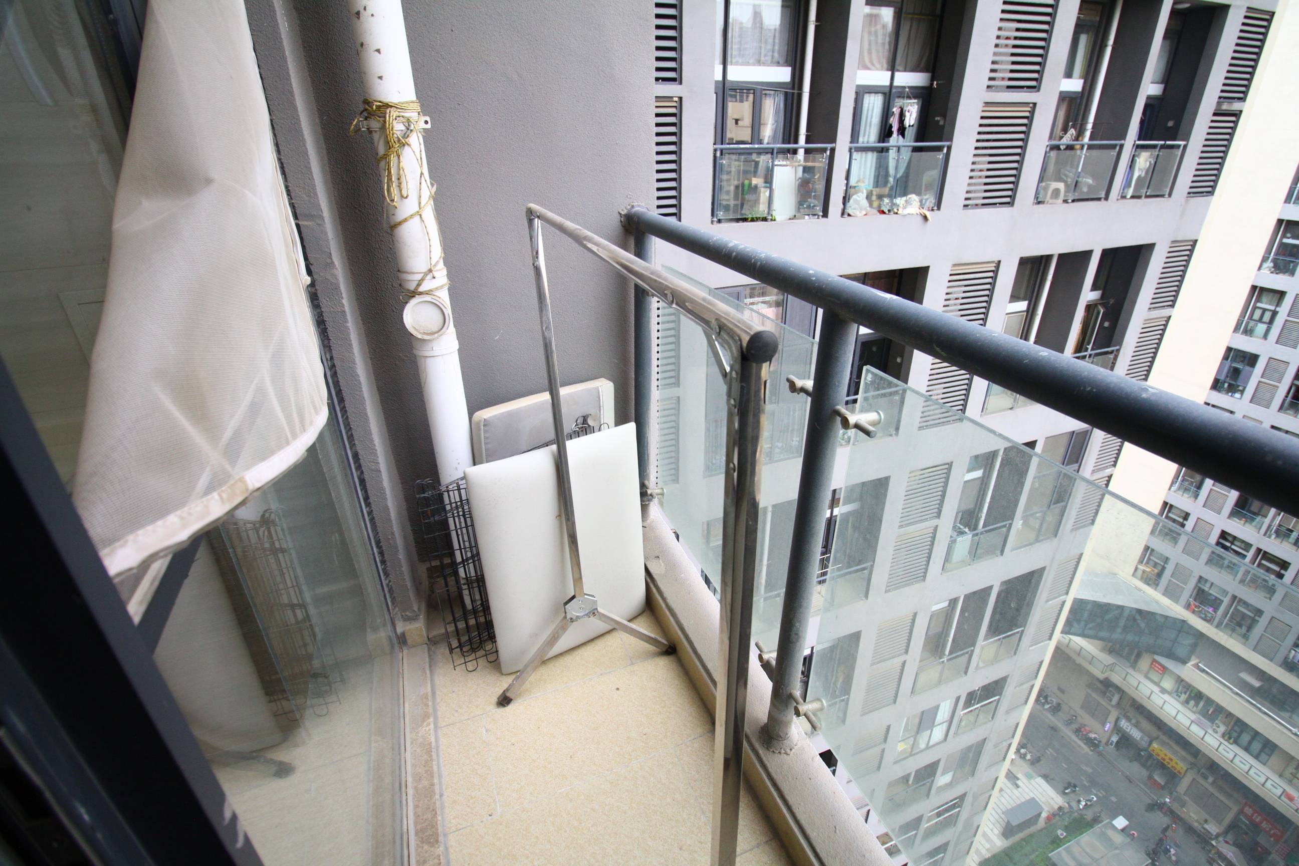 恒大滨河左岸公寓(临湖公馆花园)