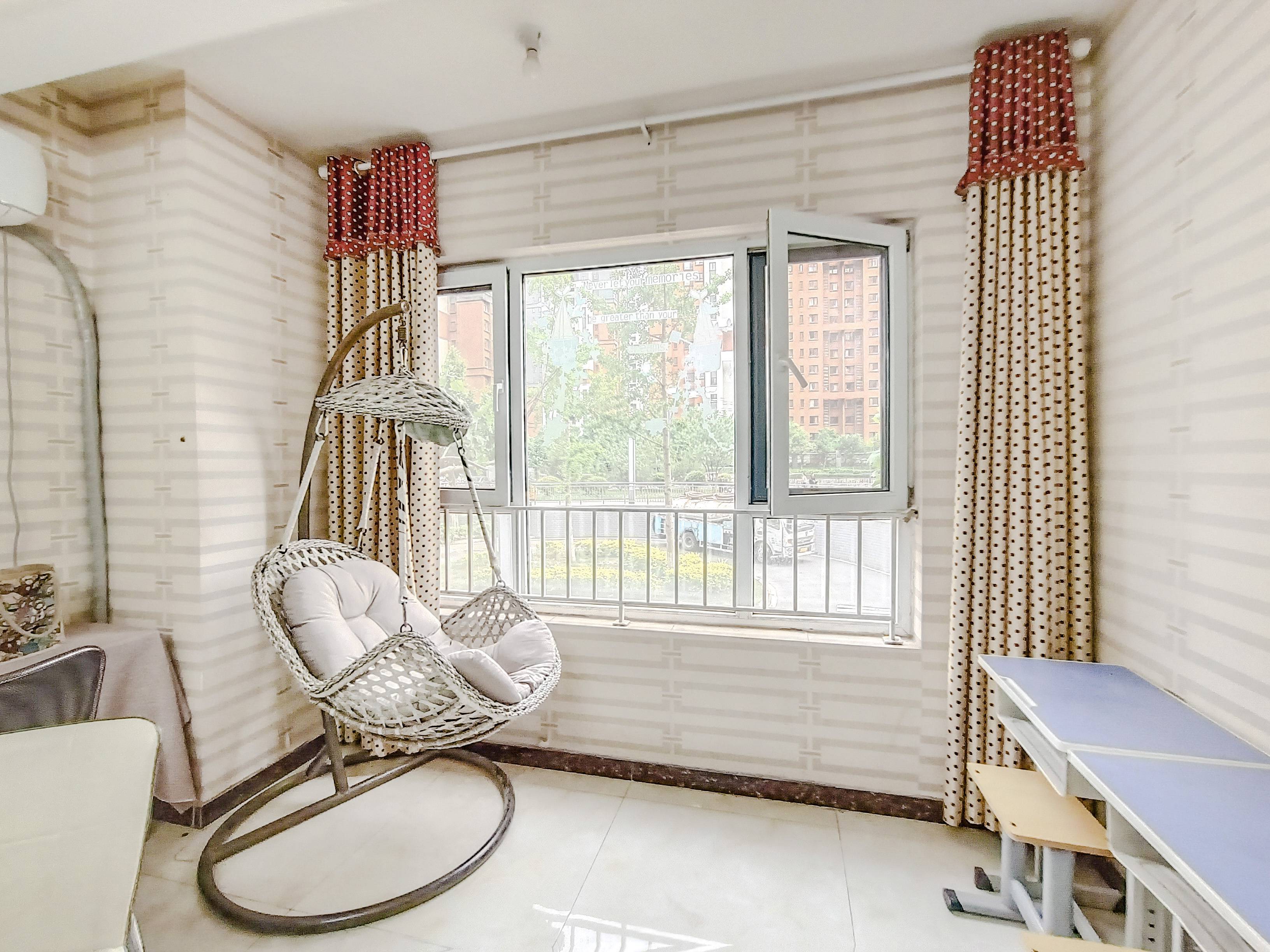 天鸿万象新天哈佛郡