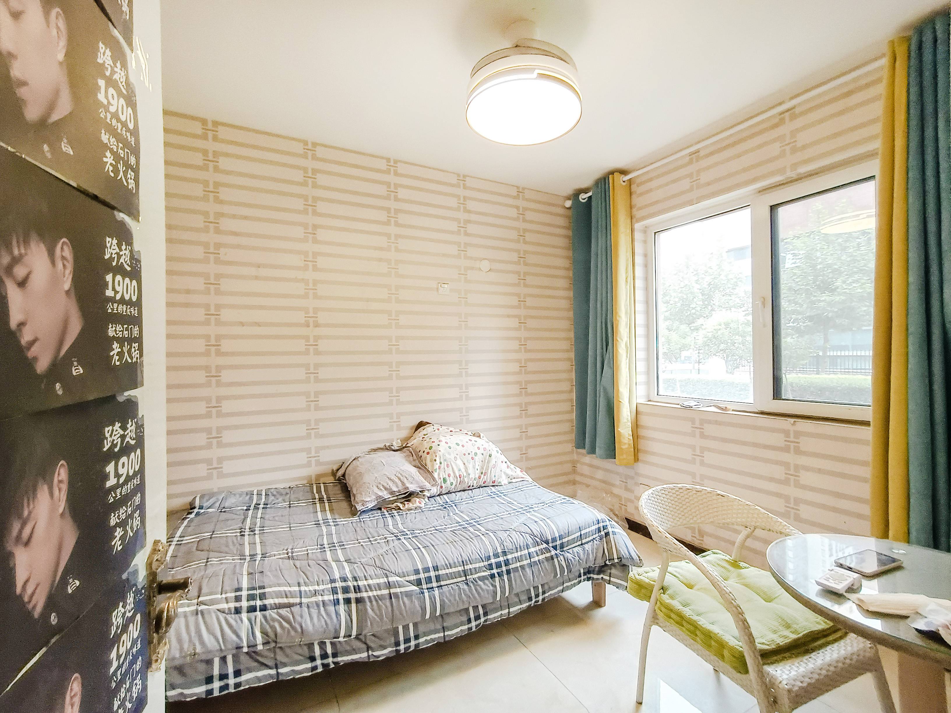 天鸿万象新天哈佛郡