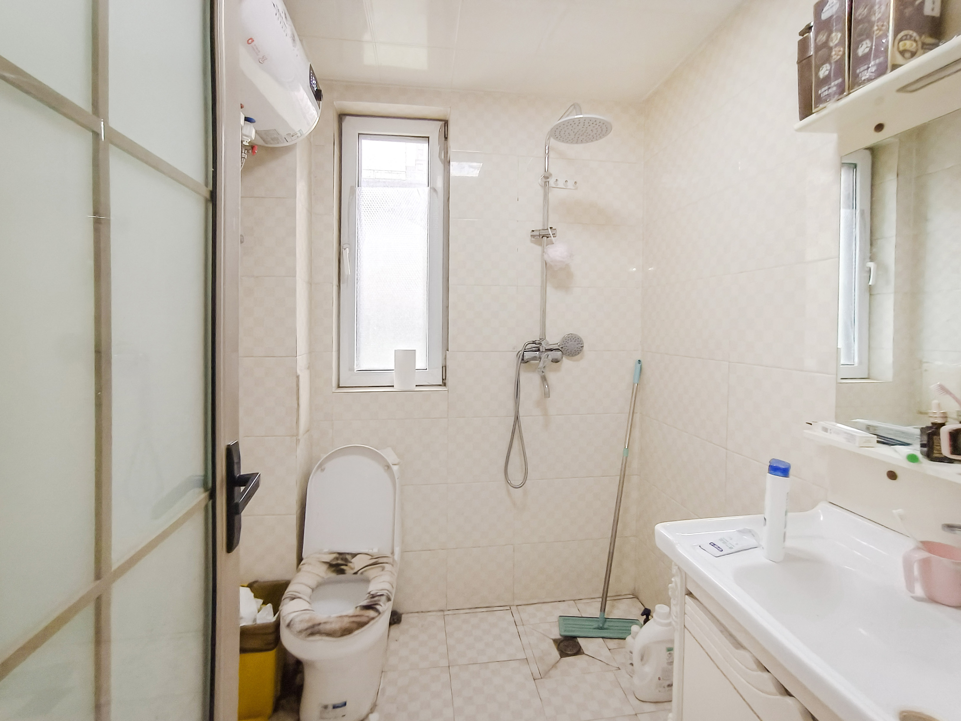 天鸿万象新天哈佛郡