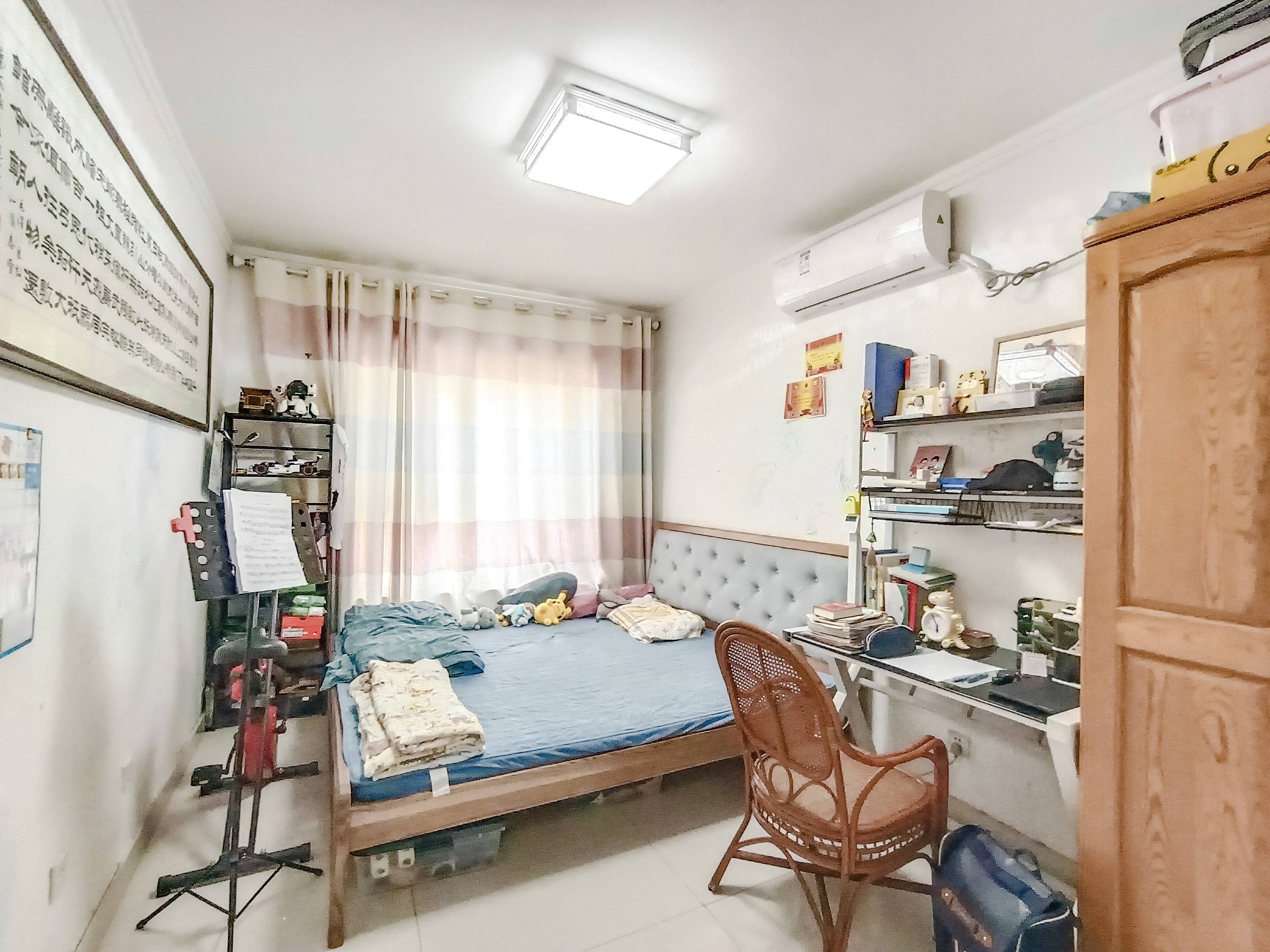 天鸿万象新天四区