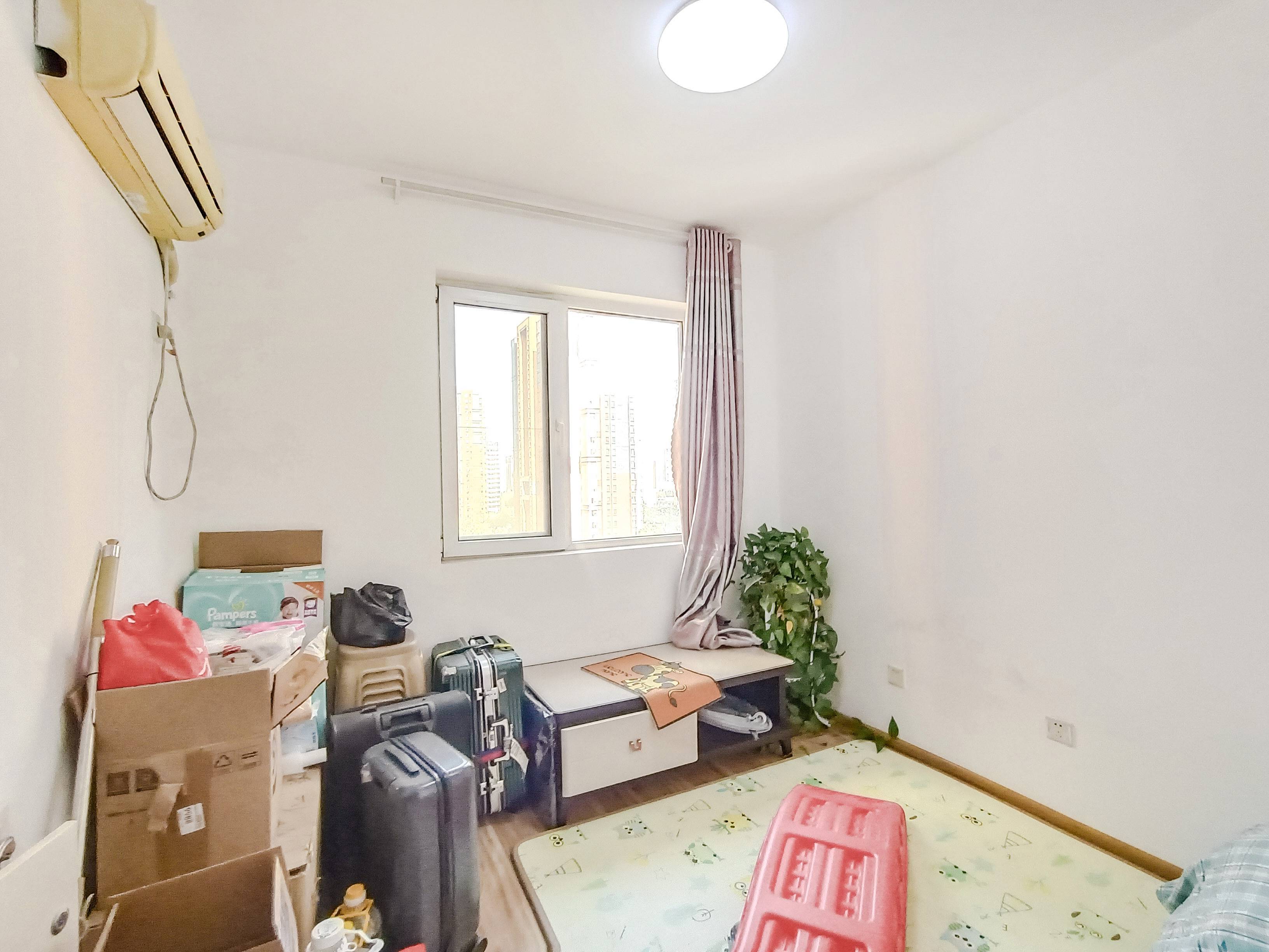 天鸿万象新天哈佛郡