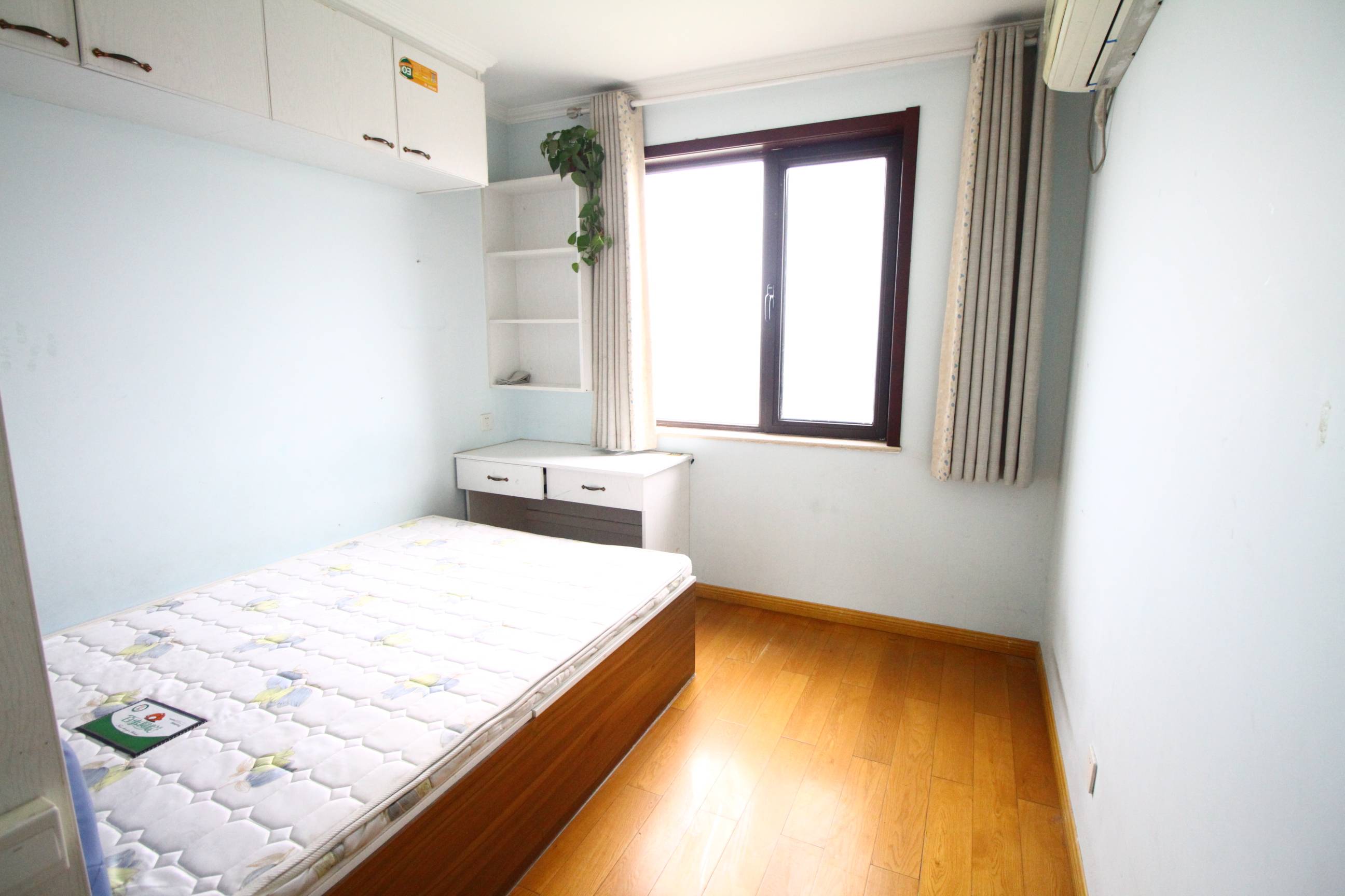 海尔云世界滟澜公馆花园