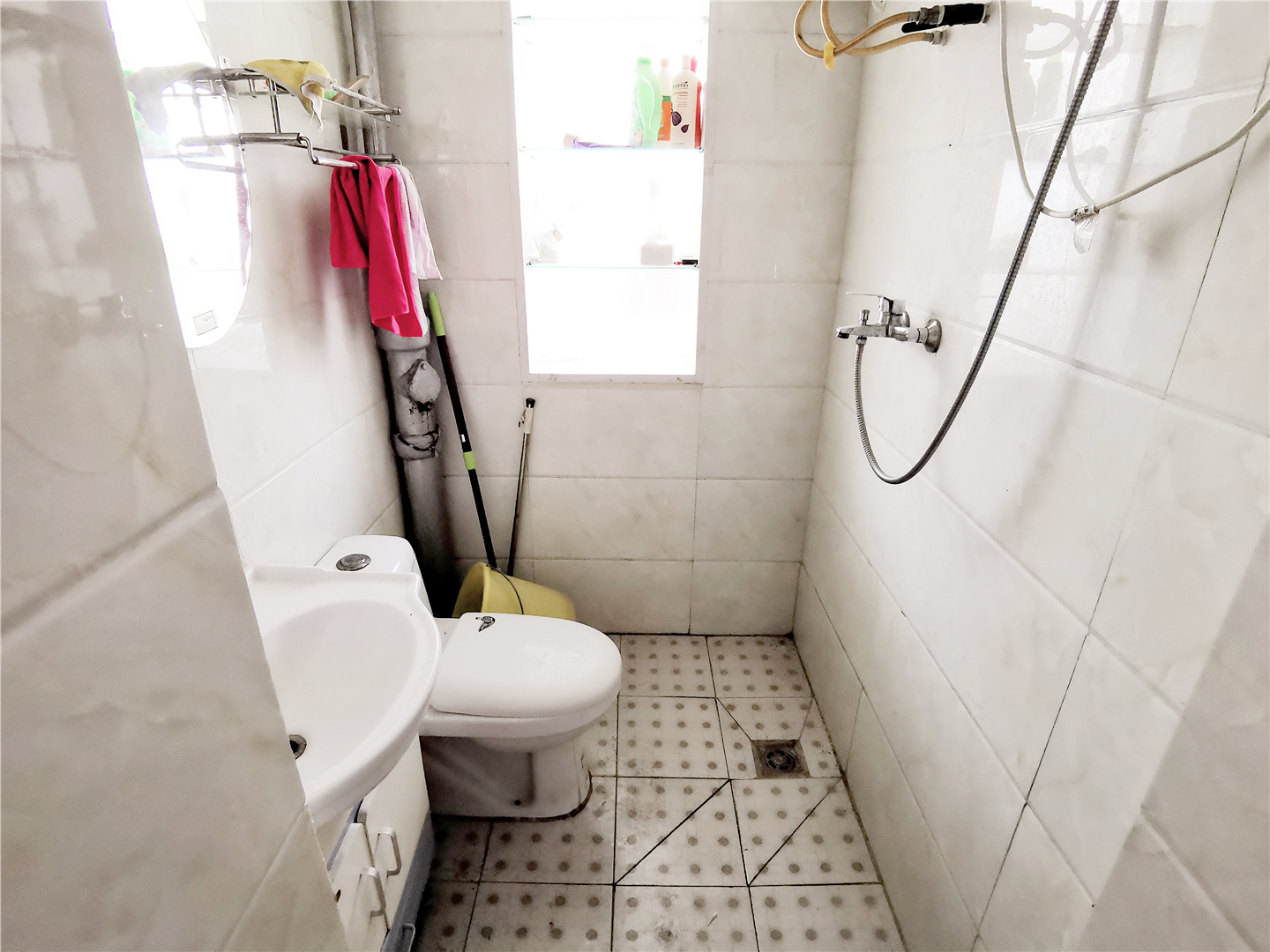 八里洼路19号院