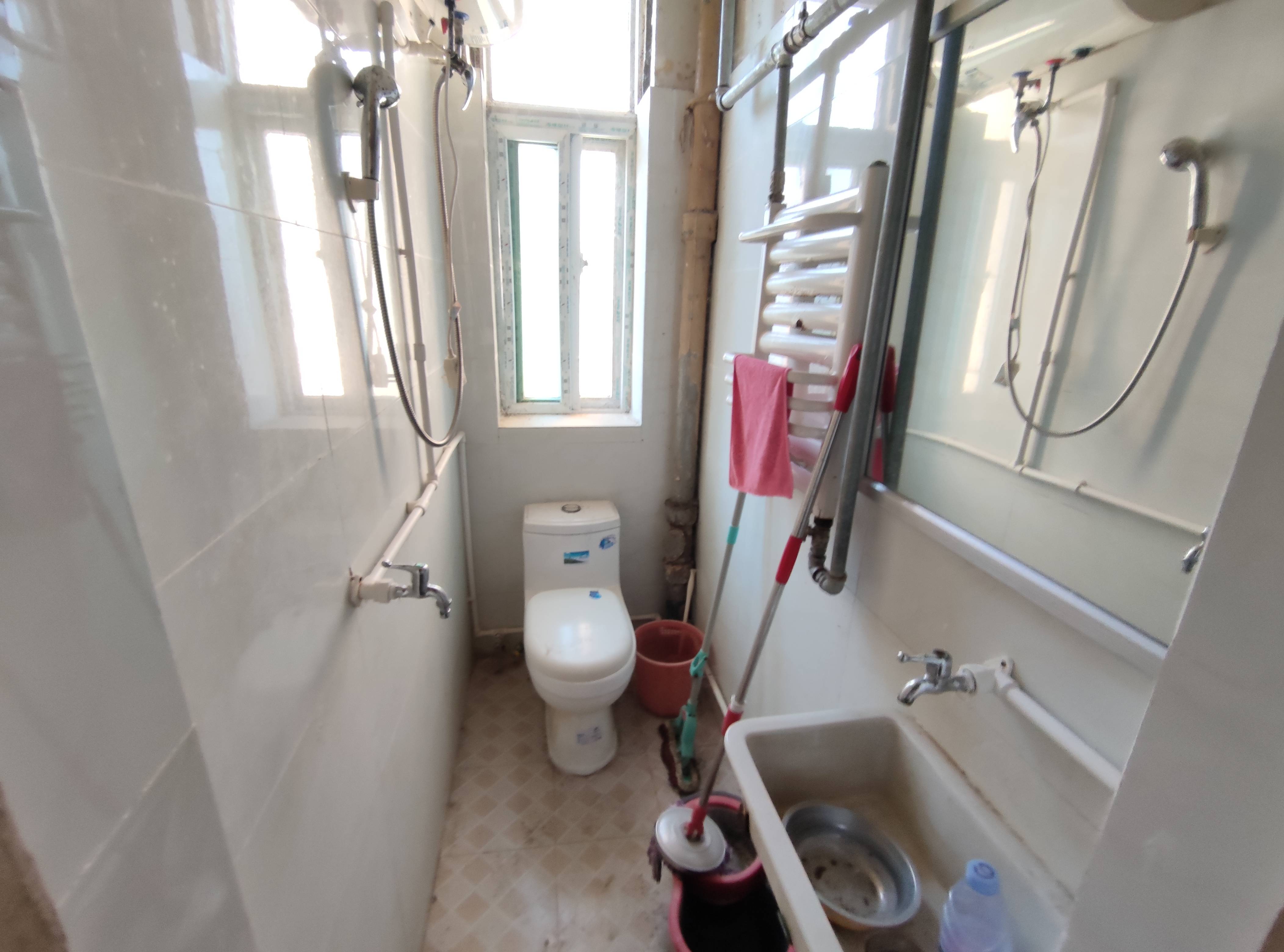 建设路重汽宿舍