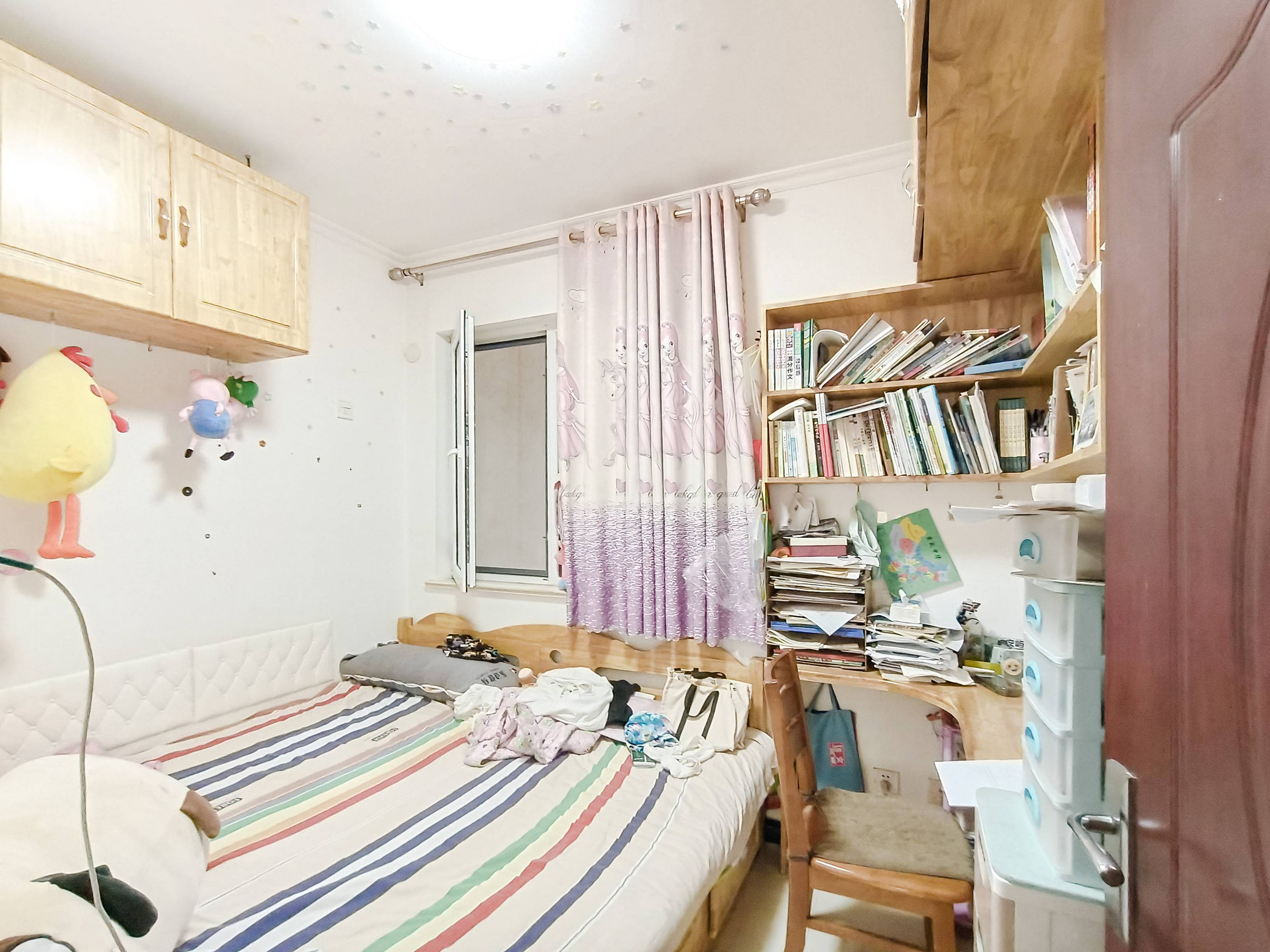 天鸿万象新天哈佛郡