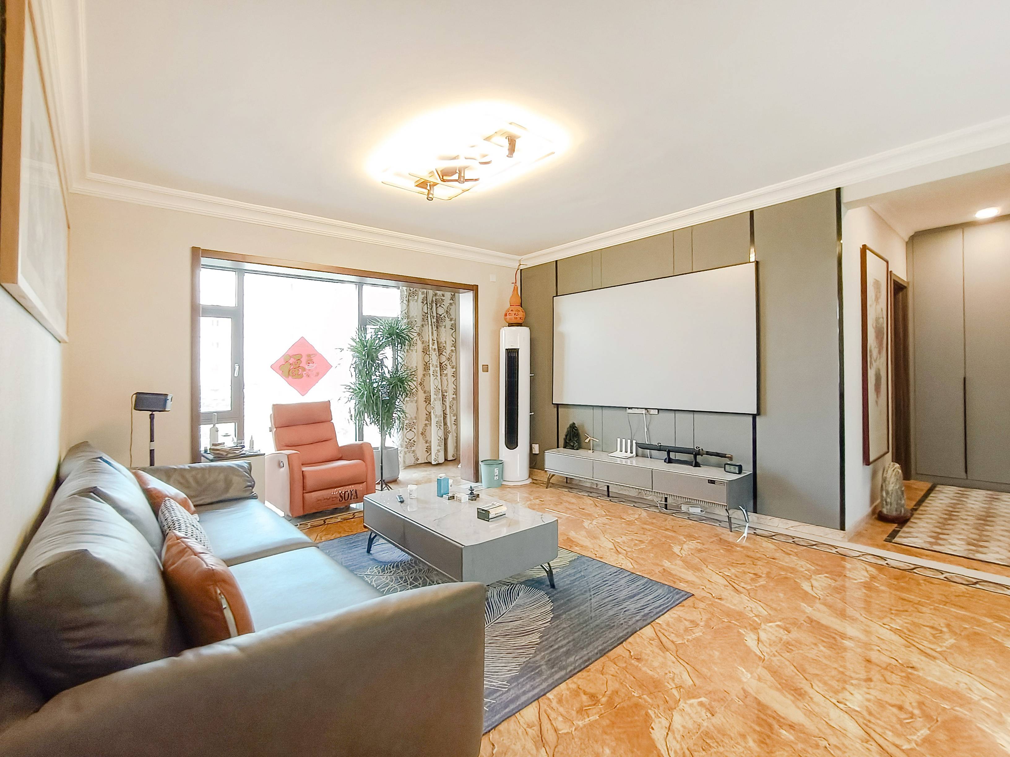  碧桂园凤凰首府 南北