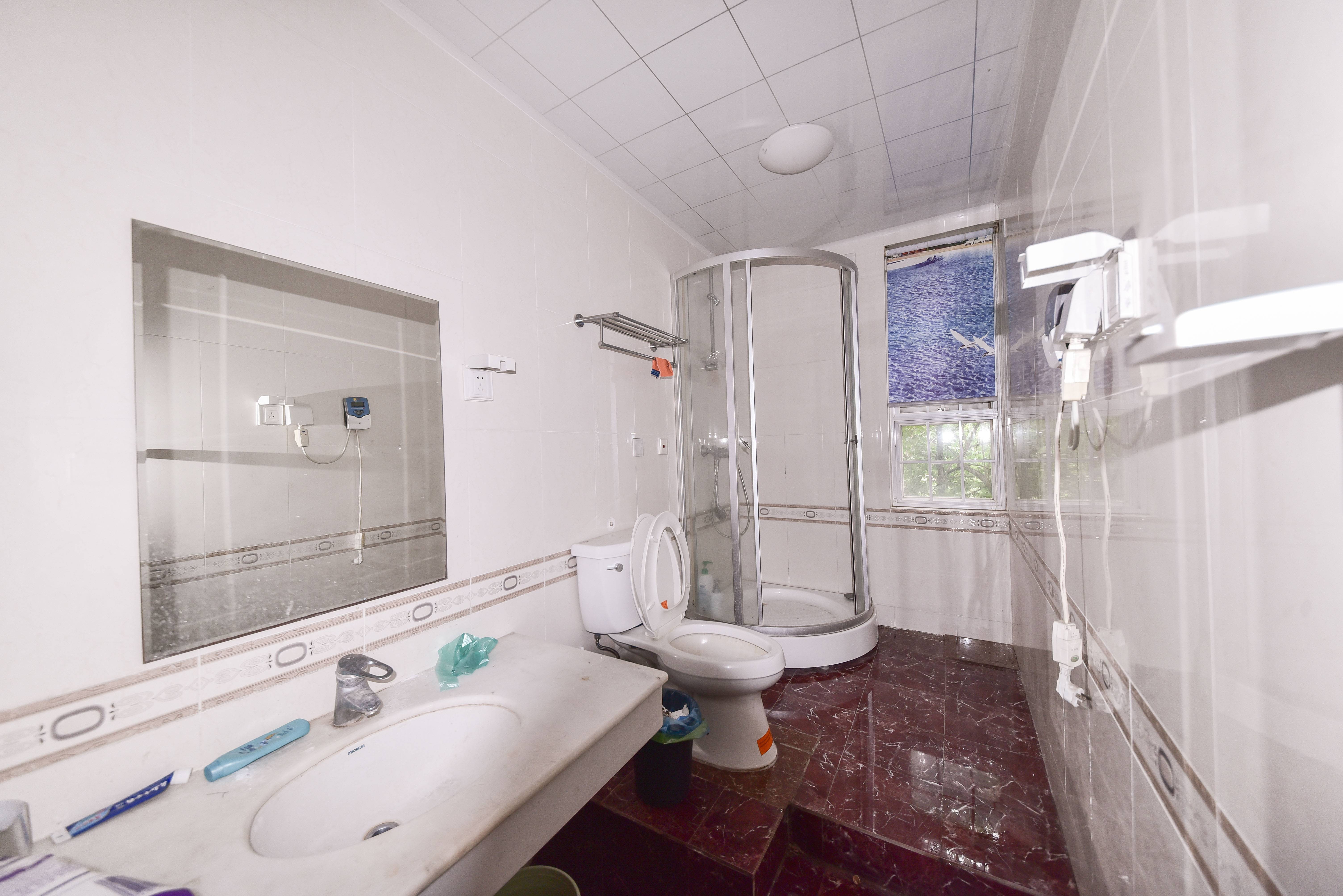 鲁信蟠龙山花园