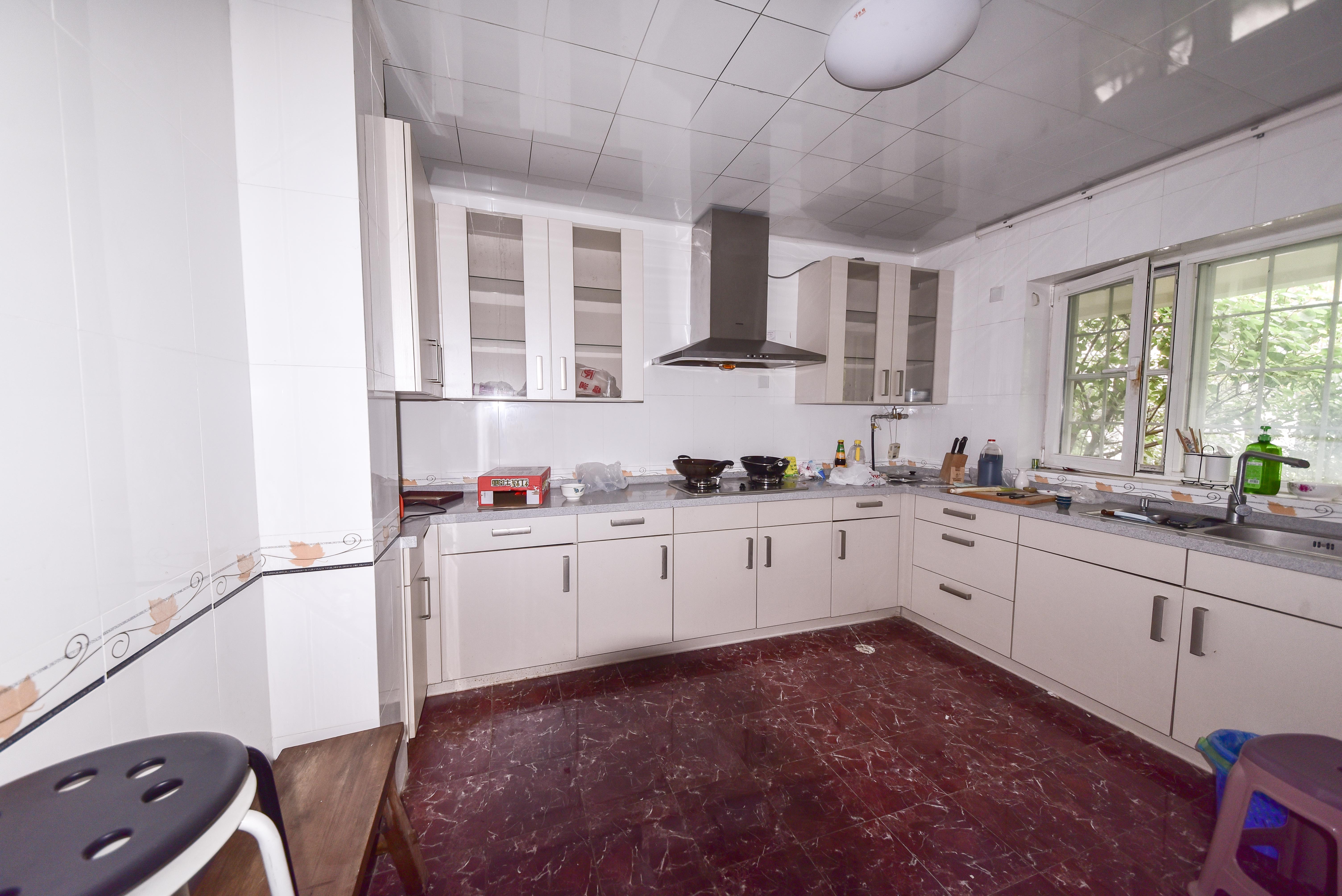 鲁信蟠龙山花园