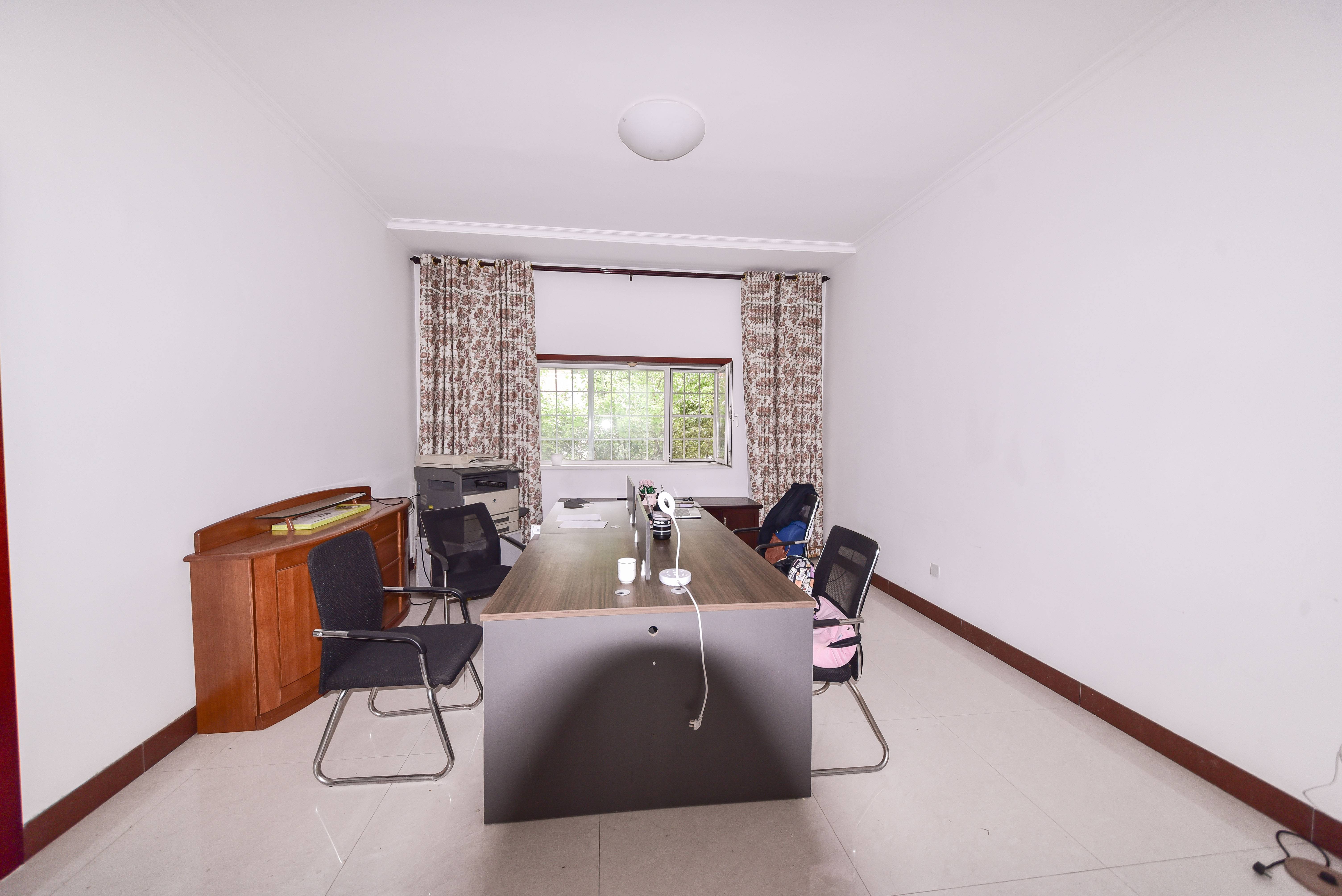 鲁信蟠龙山花园