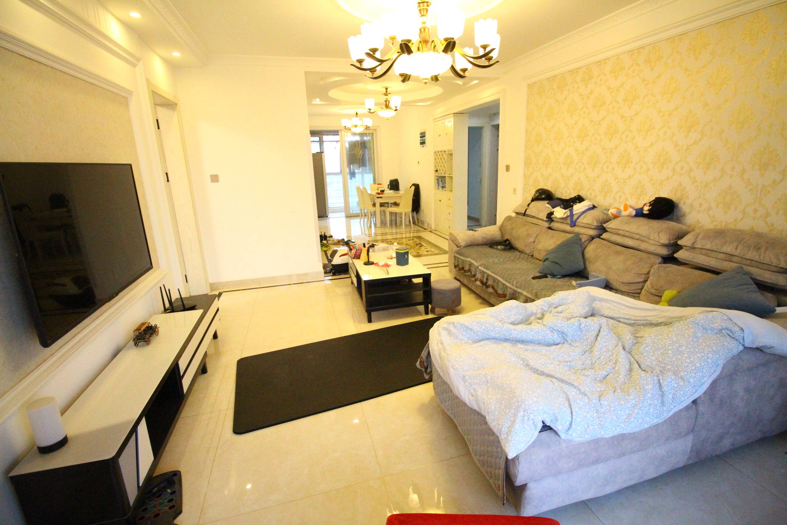 海尔云世界滟澜公馆花园