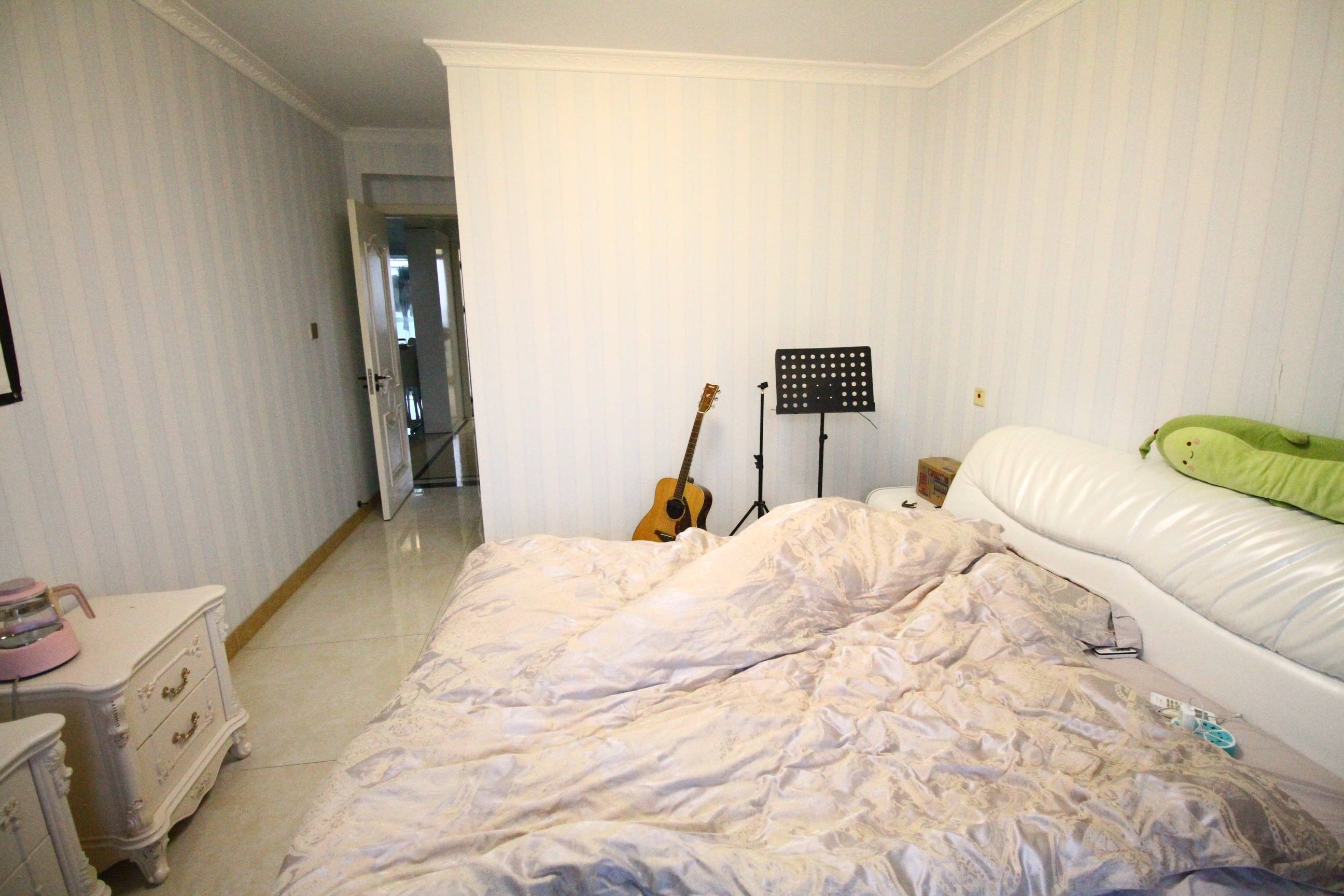 海尔云世界滟澜公馆花园