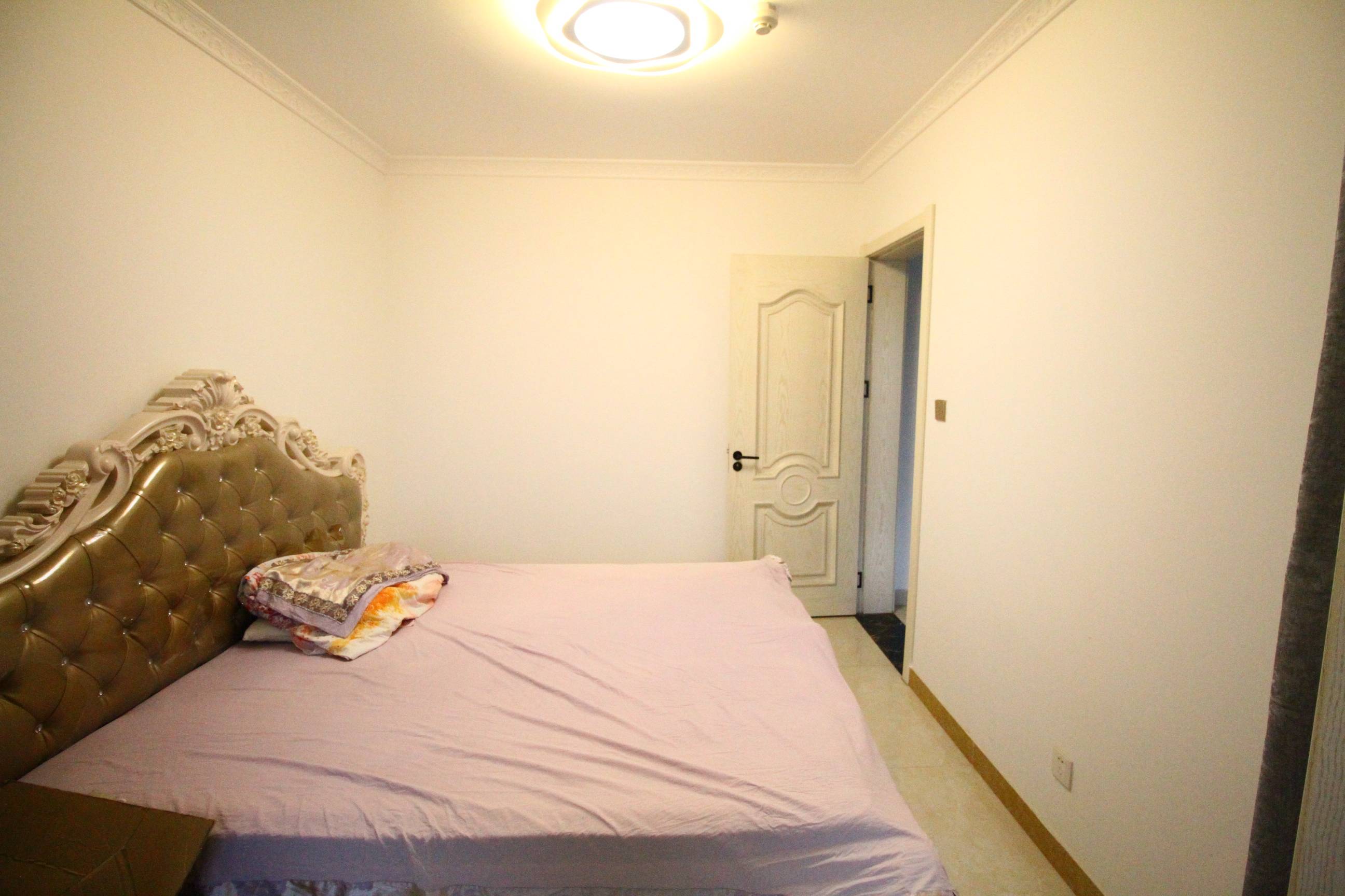 海尔云世界滟澜公馆花园