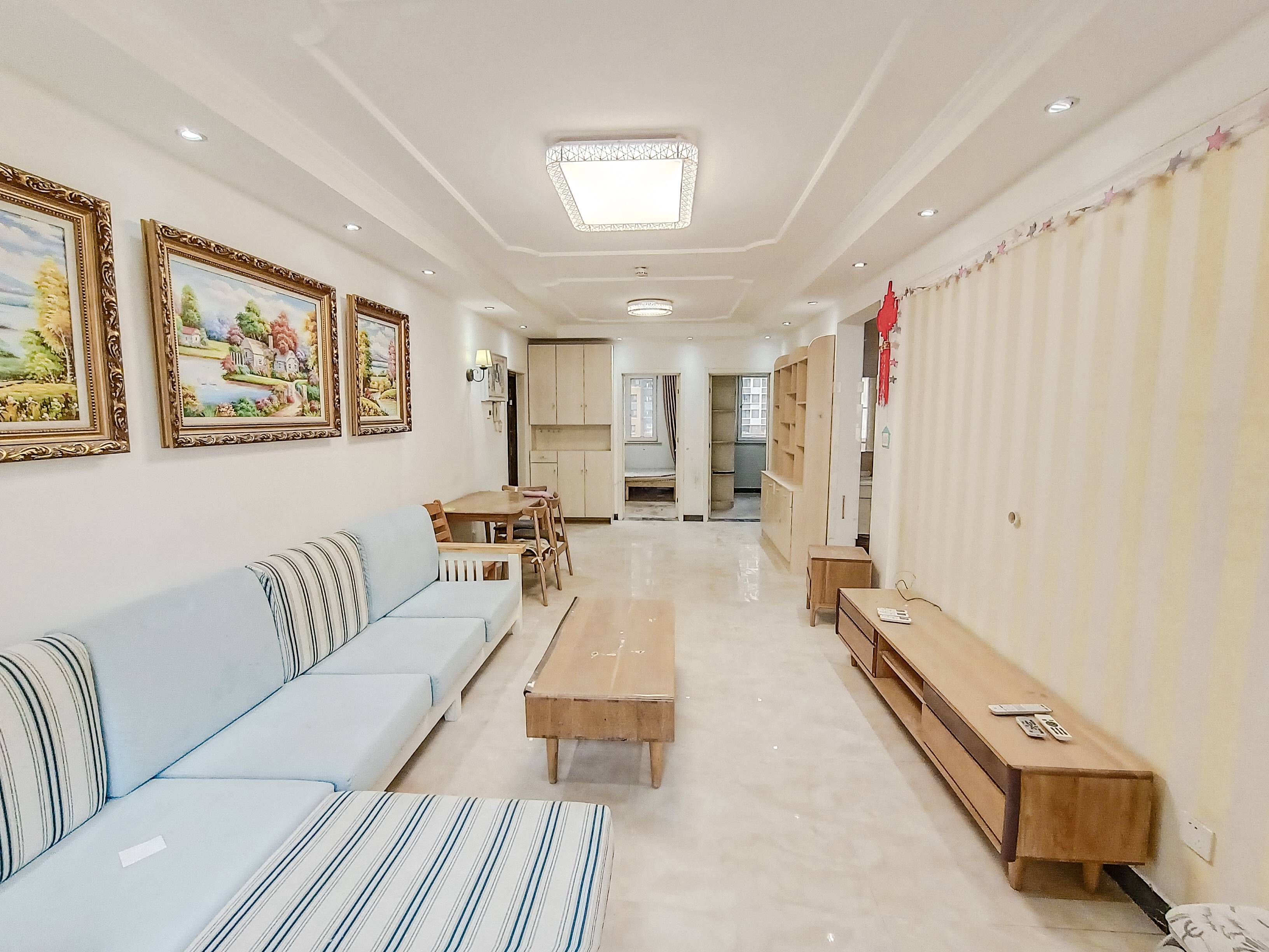 天鸿万象新天哈佛郡