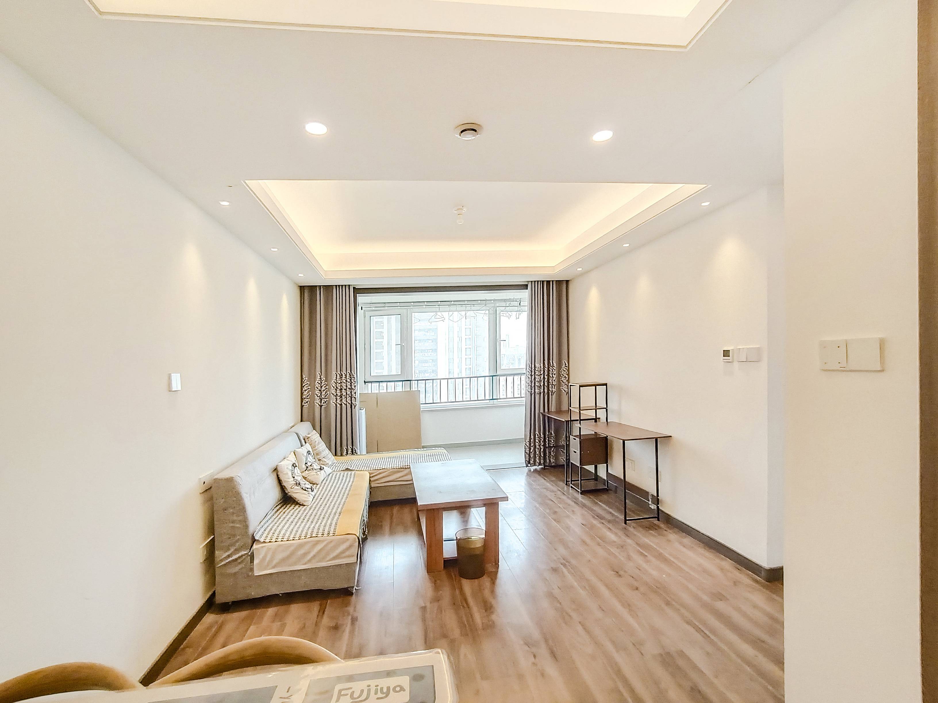  万科天宸花园 南