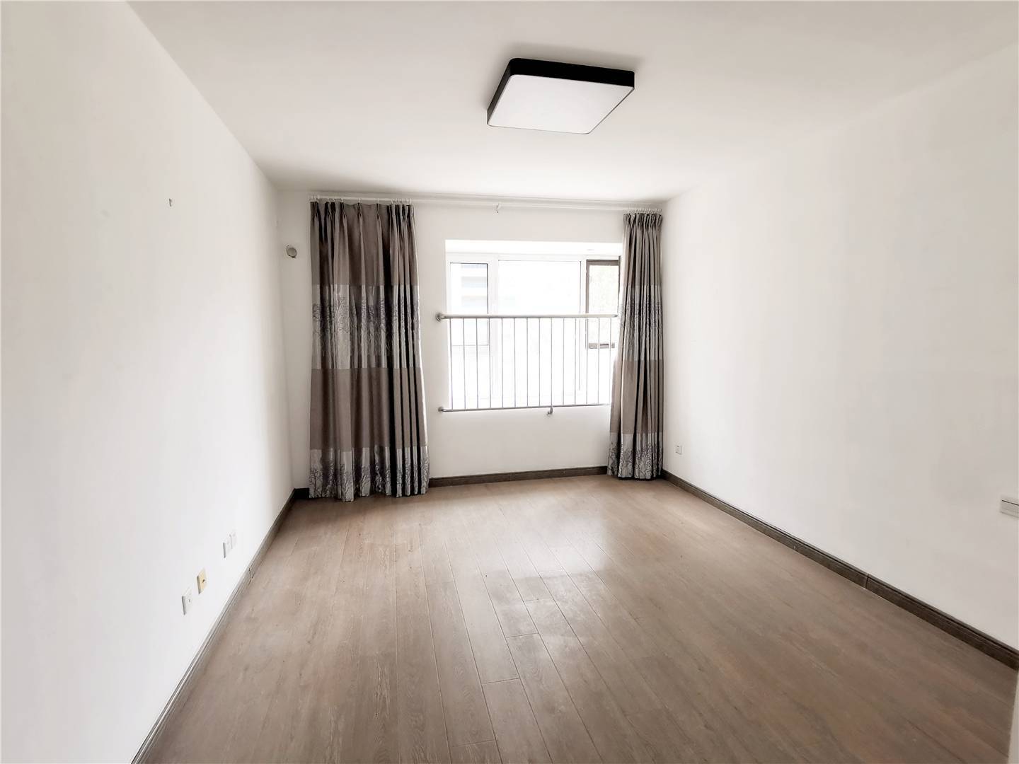 鲁能领秀城东一区(三区)