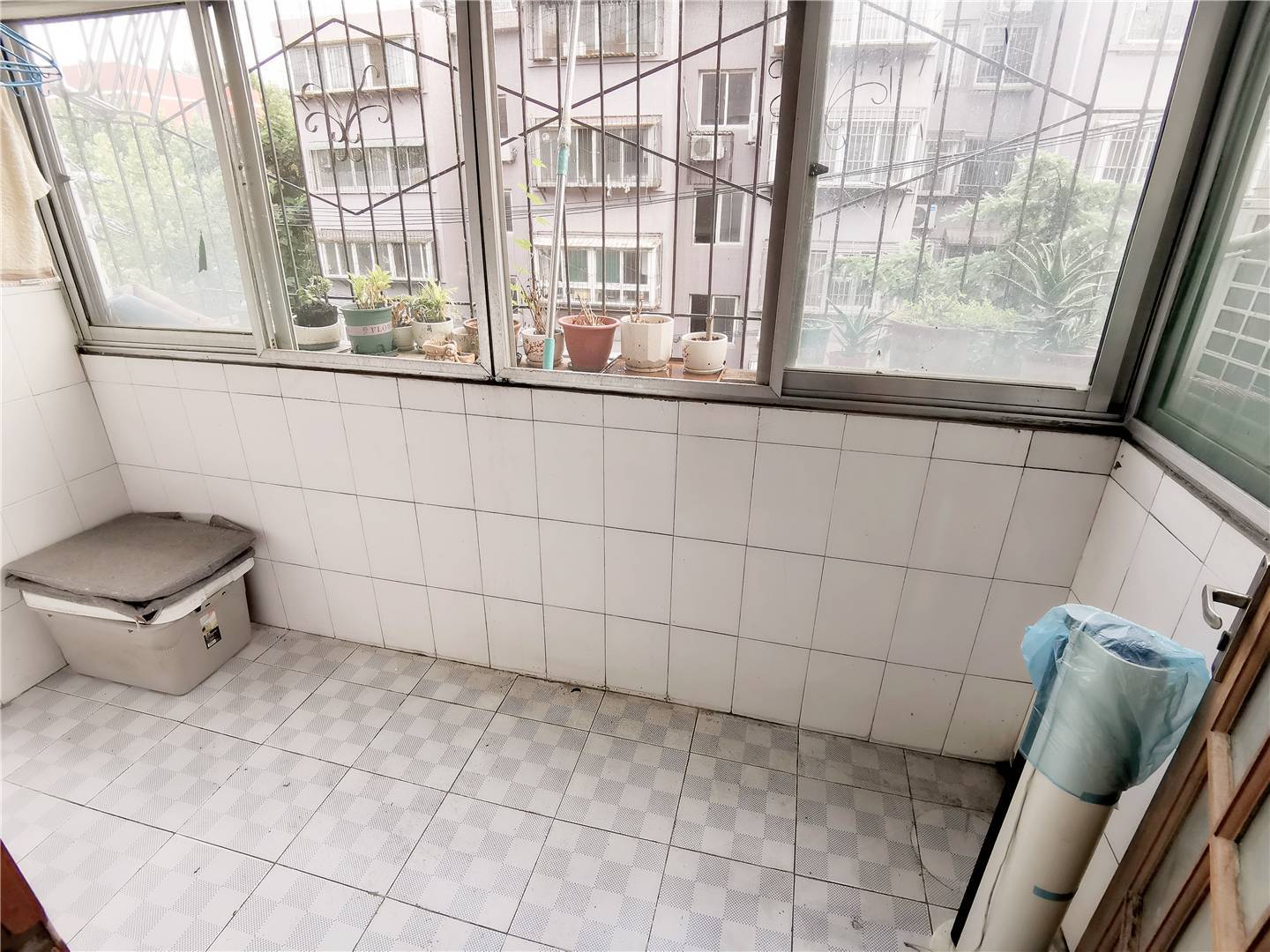 铁路玉函小区