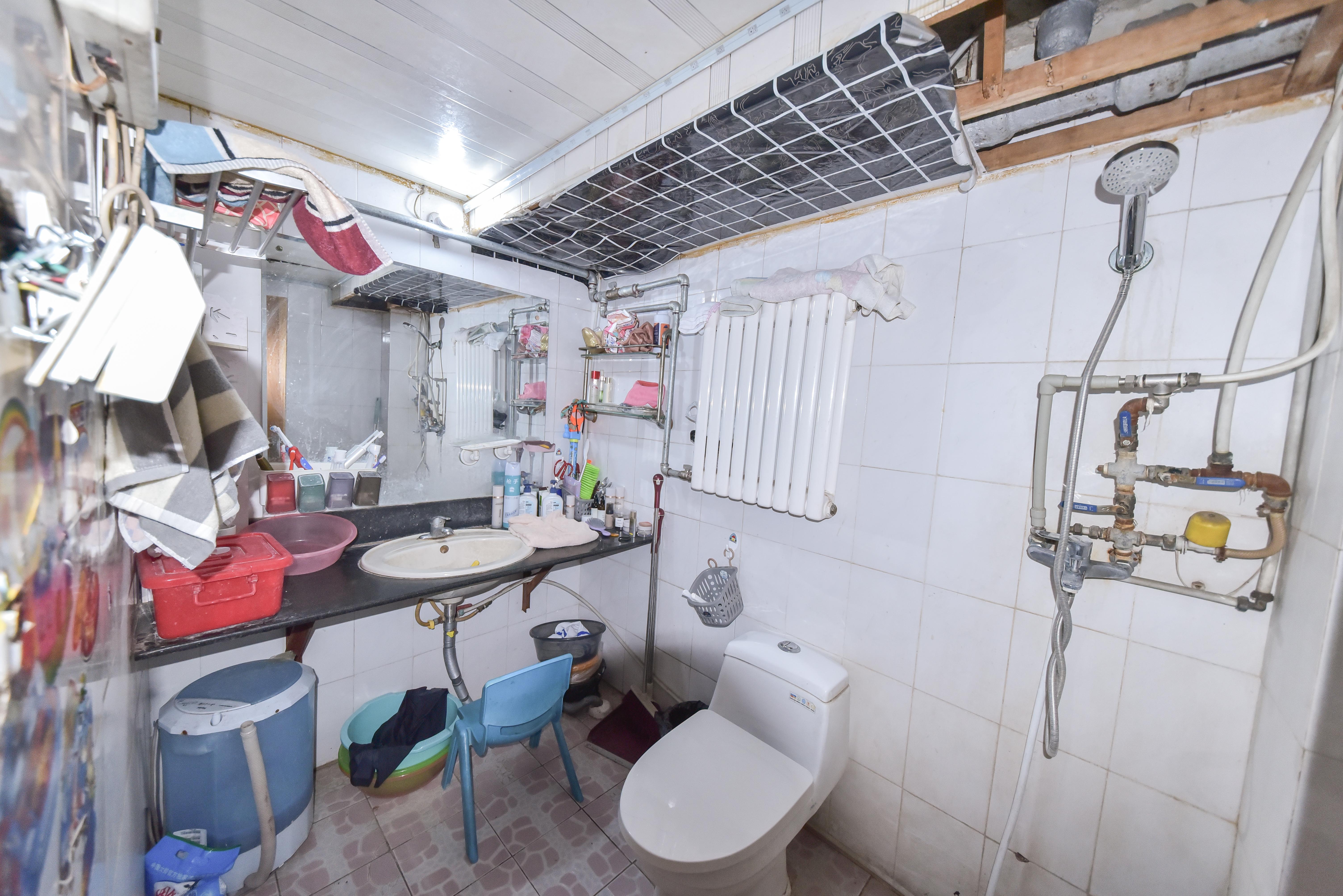 南券门巷小区(趵突泉南路16号)