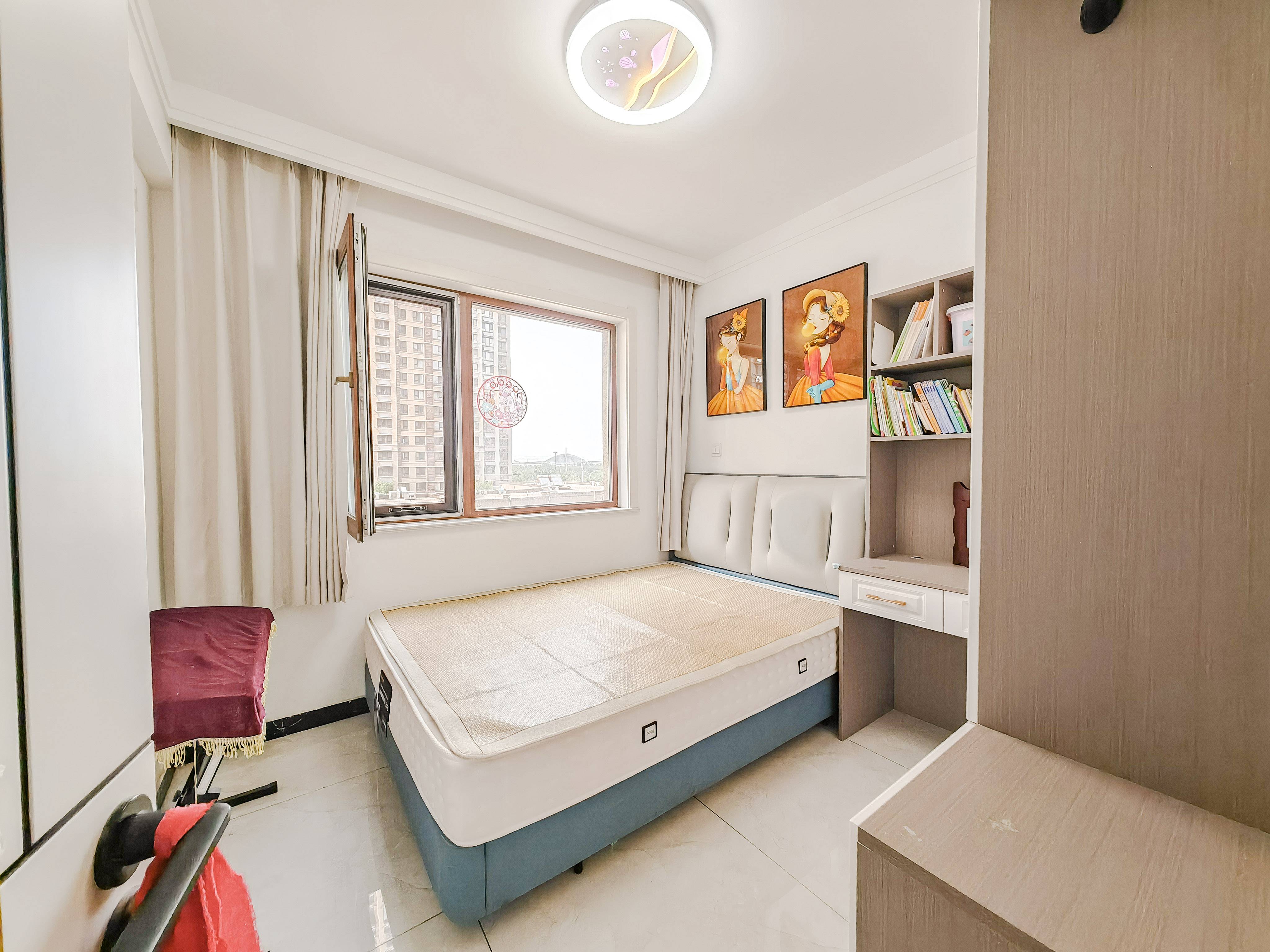 天鸿万象新天公园大道