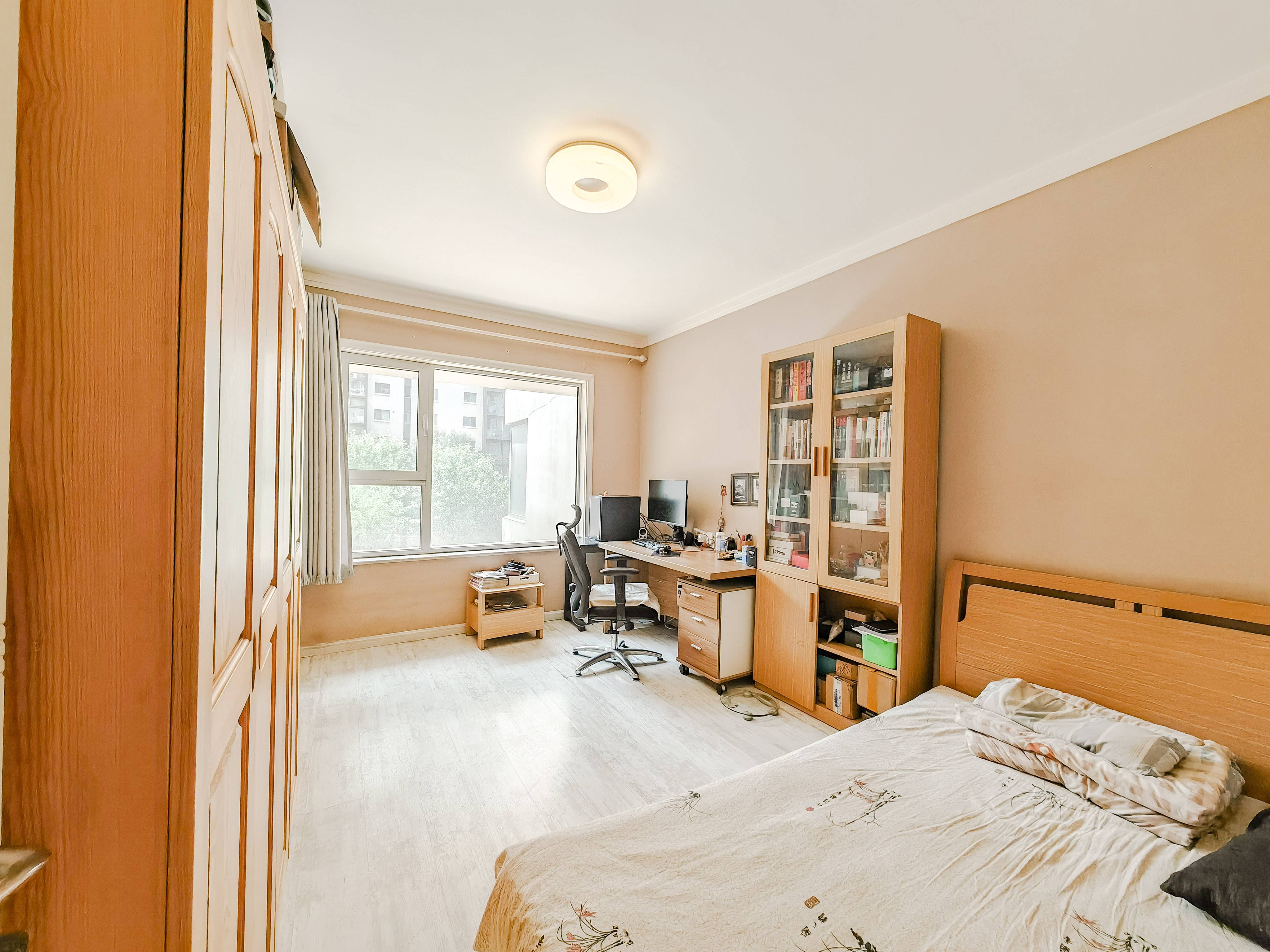 天鸿万象新天四区