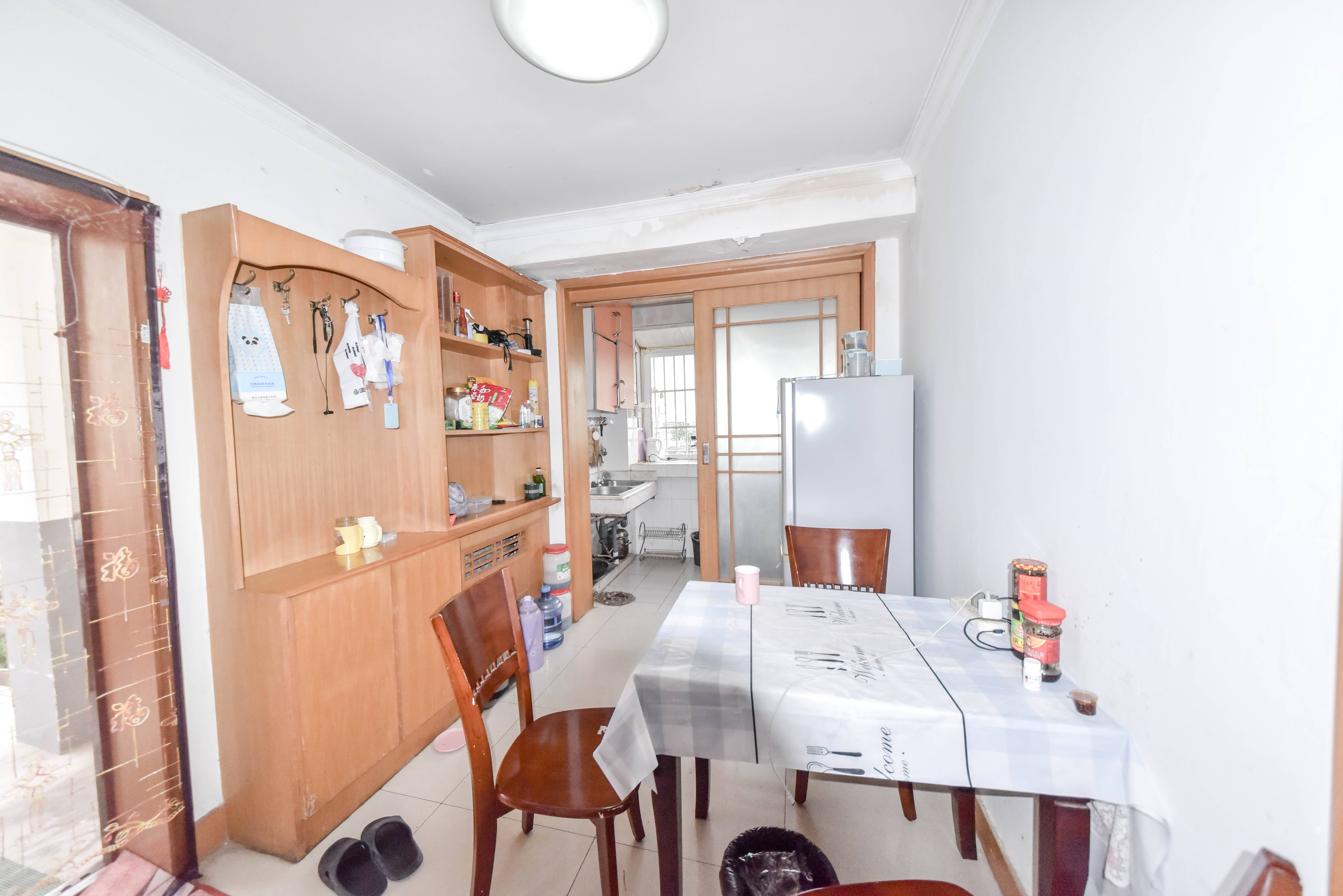 山东建筑工程学院第五宿舍