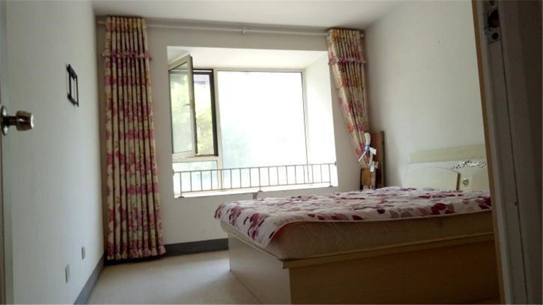 天鸿万象新天四区